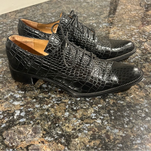 Raffaella Venturini Black Shoes Made in Italy Sz 38 - Picture 1 of 9